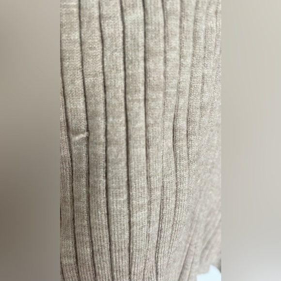 Beige Ribbed Knit Long-sleeve in Oatmeal Beige - Picture 5 of 10